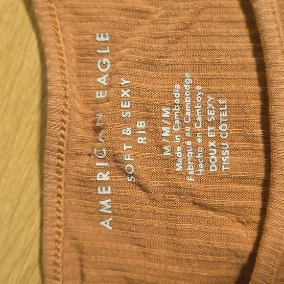 American Eagle Outfitters Tan Ribbed Crop Tank Top M - Picture 2 of 2